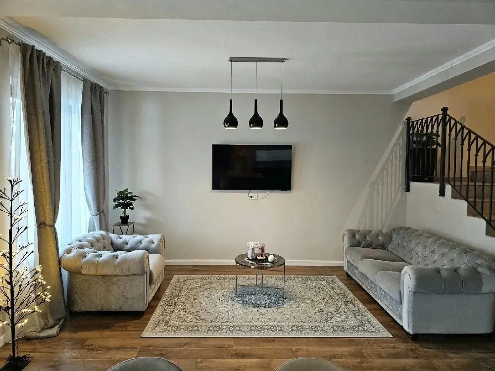 Casă 5 camere Dumbrăvița - poza 1