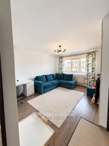Apartament 3 camere decomandat, Valea Lupului, strada Nufărului, curte amenajată, parcare și boxă - Valea Lupului