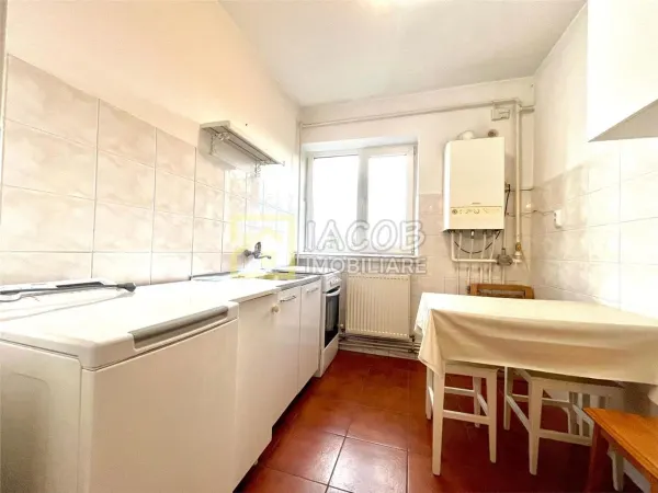 Apartament 2 camere Bacău - poza 4