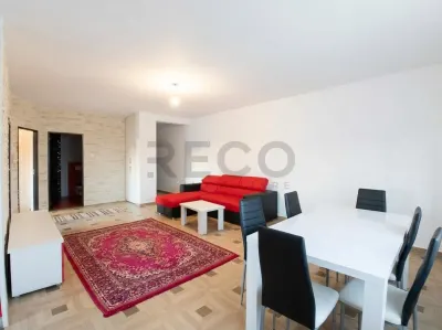 RECO Apartament cu 3 camere decomandat , la etajul 1/4 , cu parcare proprie - Paleu - Paleu