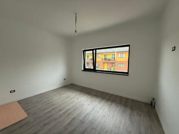 Casă 4 camere Valea Lupului - poza 8