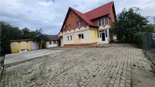 Casă 6 camere Suceava - poza 3