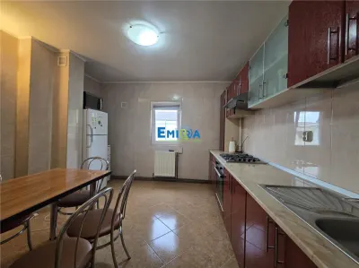 Apartament 3 camere Bacău - poza 4