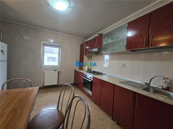 Apartament 3 camere Bacău - poza 6