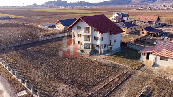 Casă 10 camere Hărman - poza 3
