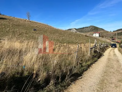 Teren Fundata - poza 16