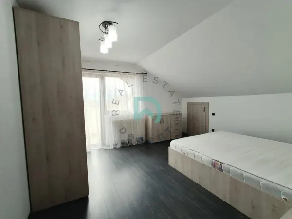 Apartament 3 camere Șelimbăr - poza 3