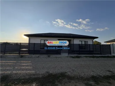 Casă 4 camere Domnești - poza 11