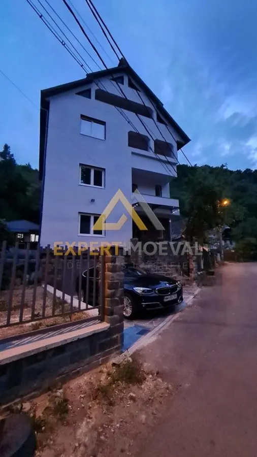 Casă 6 camere Baia Mare - poza 1