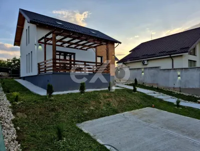 Casă 4 camere Pitești - poza 2