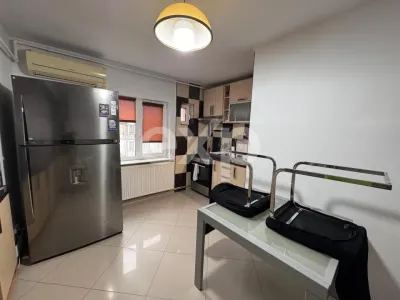 Apartament 3 camere Pitești - poza 6