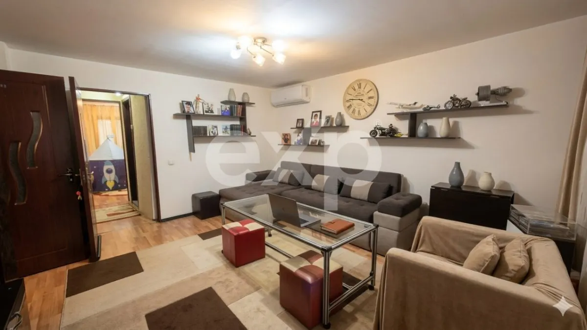 Apartament 4 camere Pitești - poza 1