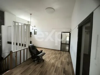 Casă 6 camere Pitești - poza 9
