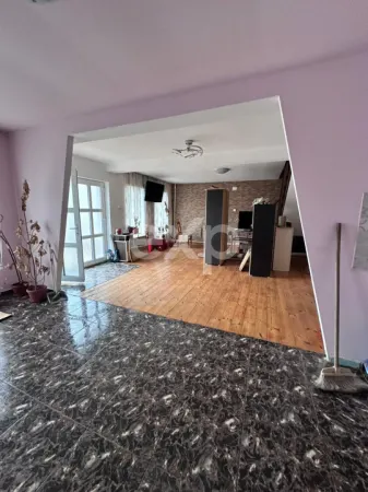Casă 6 camere Racovita - poza 2