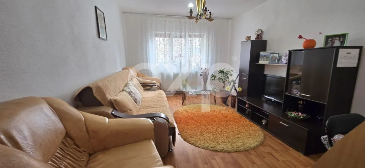Apartament 3 camere Târgoviște - poza 1