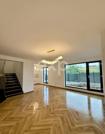 Casă 4 camere Pitești - poza 2