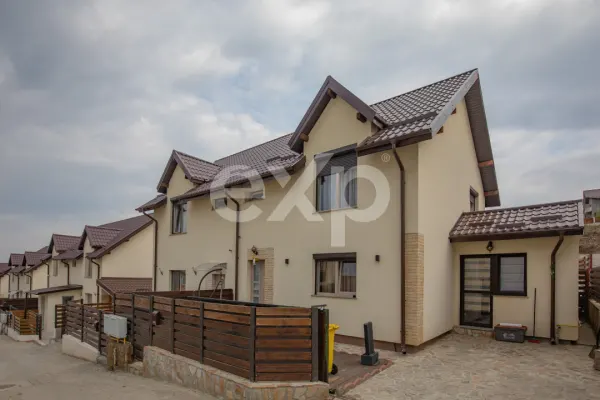 Casă 3 camere Pitești - poza 13