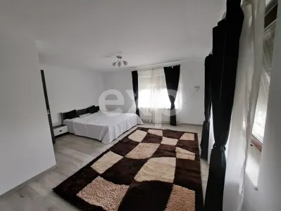 Casă 5 camere Pitești - poza 2