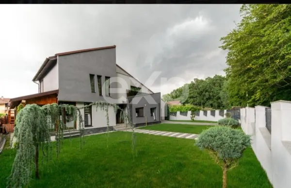 Casă 5 camere Pitești - poza 13