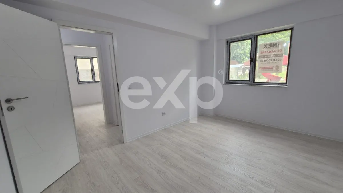 Apartament 3 camere Pitești - poza 1