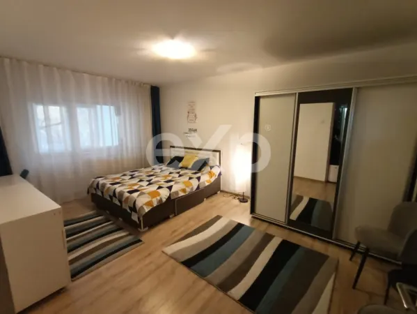 Apartament 3 camere Pitești - poza 1