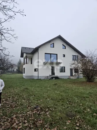 Casă 5 camere Cetateni - poza 2