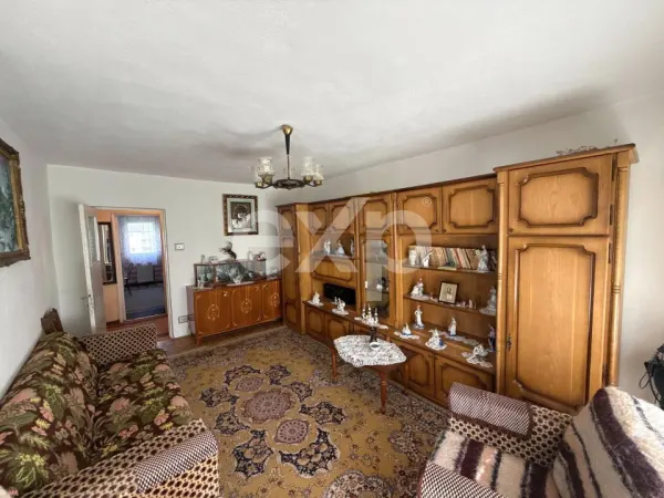 Apartament 3 camere Târgoviște - poza 1