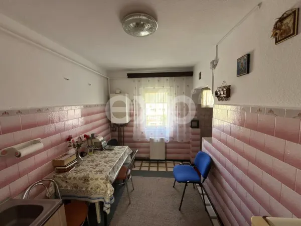 Apartament 3 camere Târgoviște - poza 10