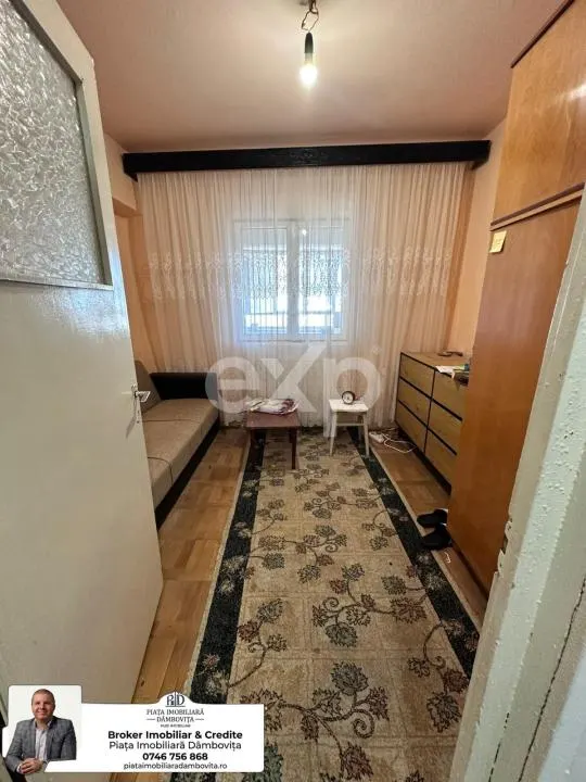 Apartament 4 camere Târgoviște - poza 1
