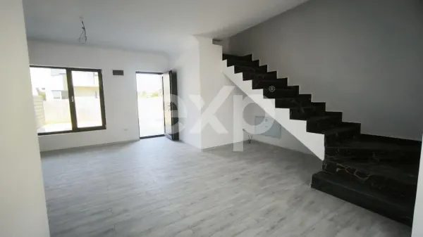 Casă 4 camere Pitești - poza 7