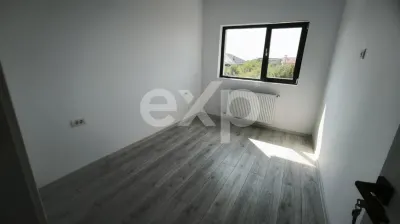 Casă 4 camere Pitești - poza 9