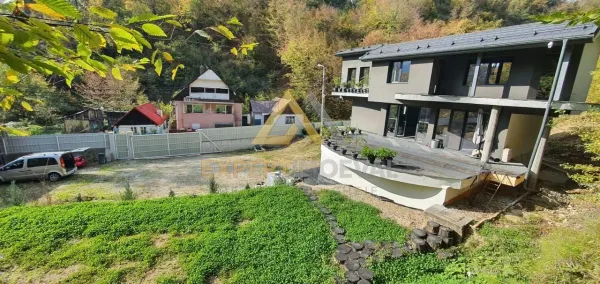 Casă 4 camere Baia Mare - poza 2