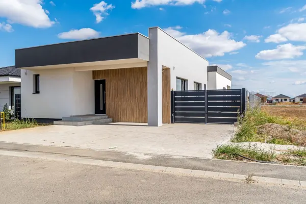 Casă 4 camere Vladimirescu - poza 1