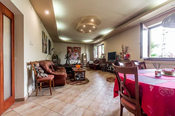Casă 10 camere Arad - poza 1