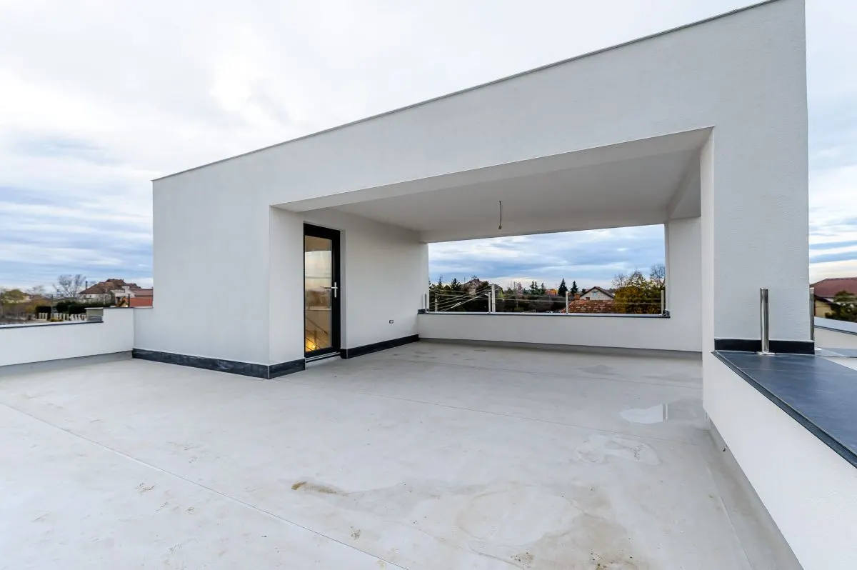 Casă 5 camere Arad - poza 1