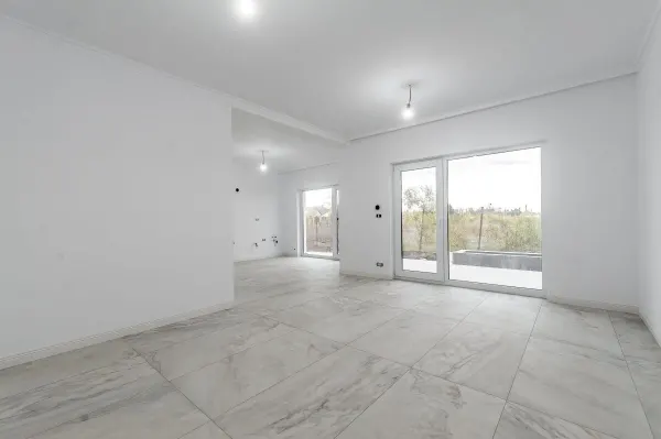 Casă 5 camere Arad - poza 2