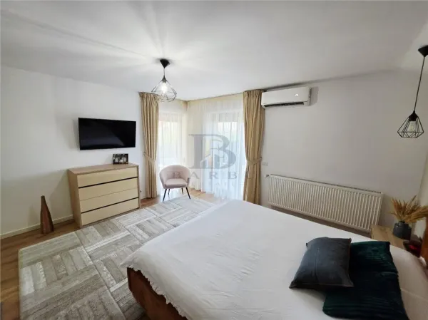 Casă 5 camere Dumbrăvița - poza 16