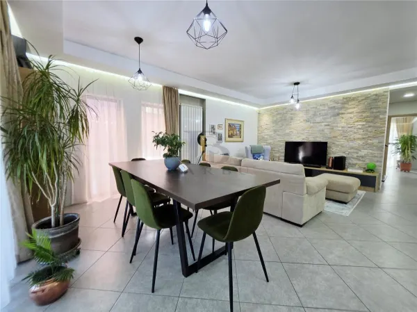 Casă 5 camere Dumbrăvița - poza 5