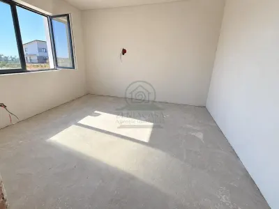 Casă 5 camere Miroslava - poza 18