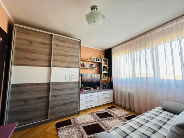 Apartament 3 camere Oradea - poza 6