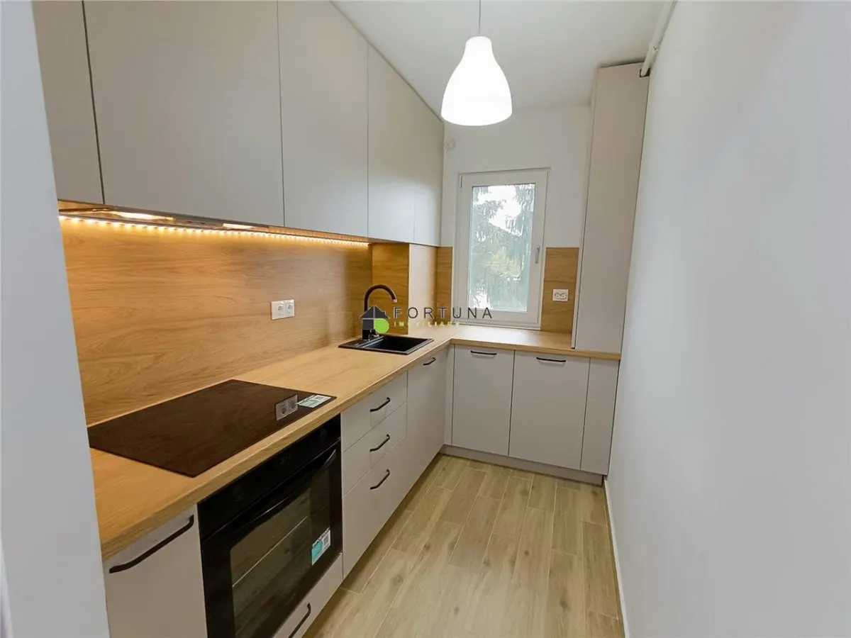 Apartament 2 camere Brașov - poza 1