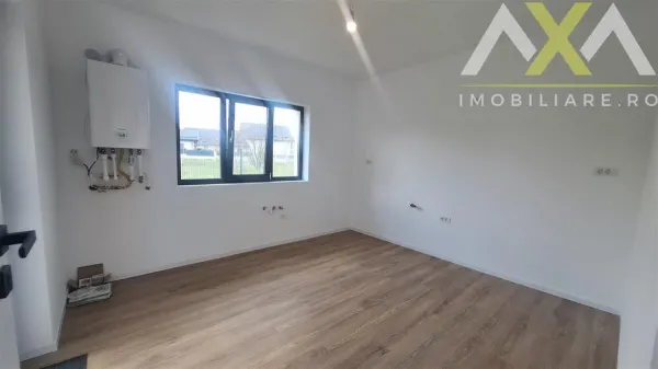 Casă 4 camere Miroslava - poza 12