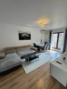 Apartament 2 camere | Decomandat | Centrală proprie | Parcare gratuită - Bucuresti