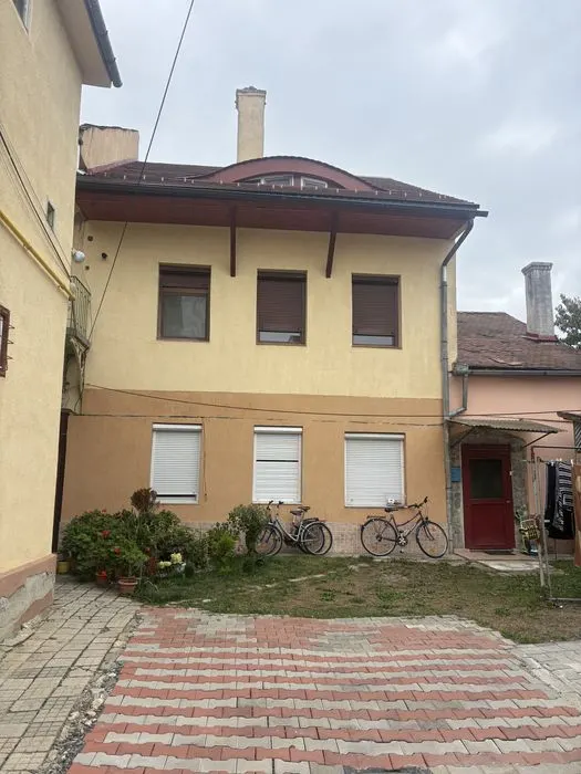 Apartament 3 camere Sibiu - poza 1