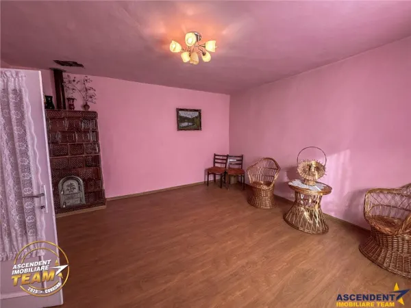 Casă 3 camere Lunga - poza 10