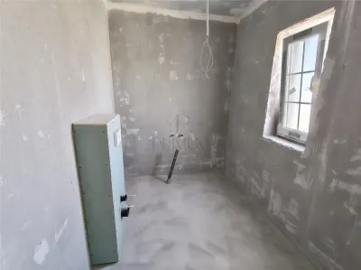 Casă 4 camere Moșnița Nouă - poza 10