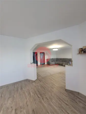 Casă 4 camere Nisipari - poza 42