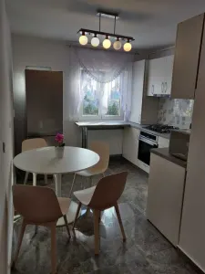 Apartament 3 camere mobilat de inchiriat, Calea Victoriei, Materna - Turda
