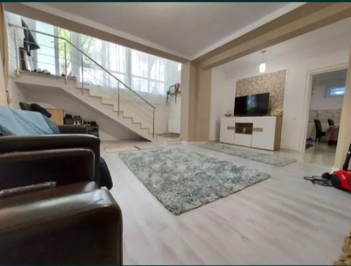 Apartament 3 camere București - poza 1