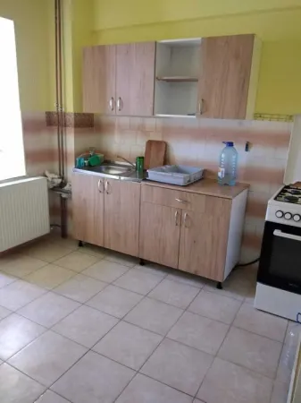 Apartament 2 camere Oradea - poza 1